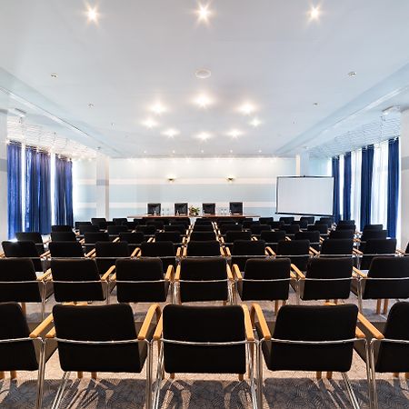 Hotel Punta Vodice Bagian luar foto