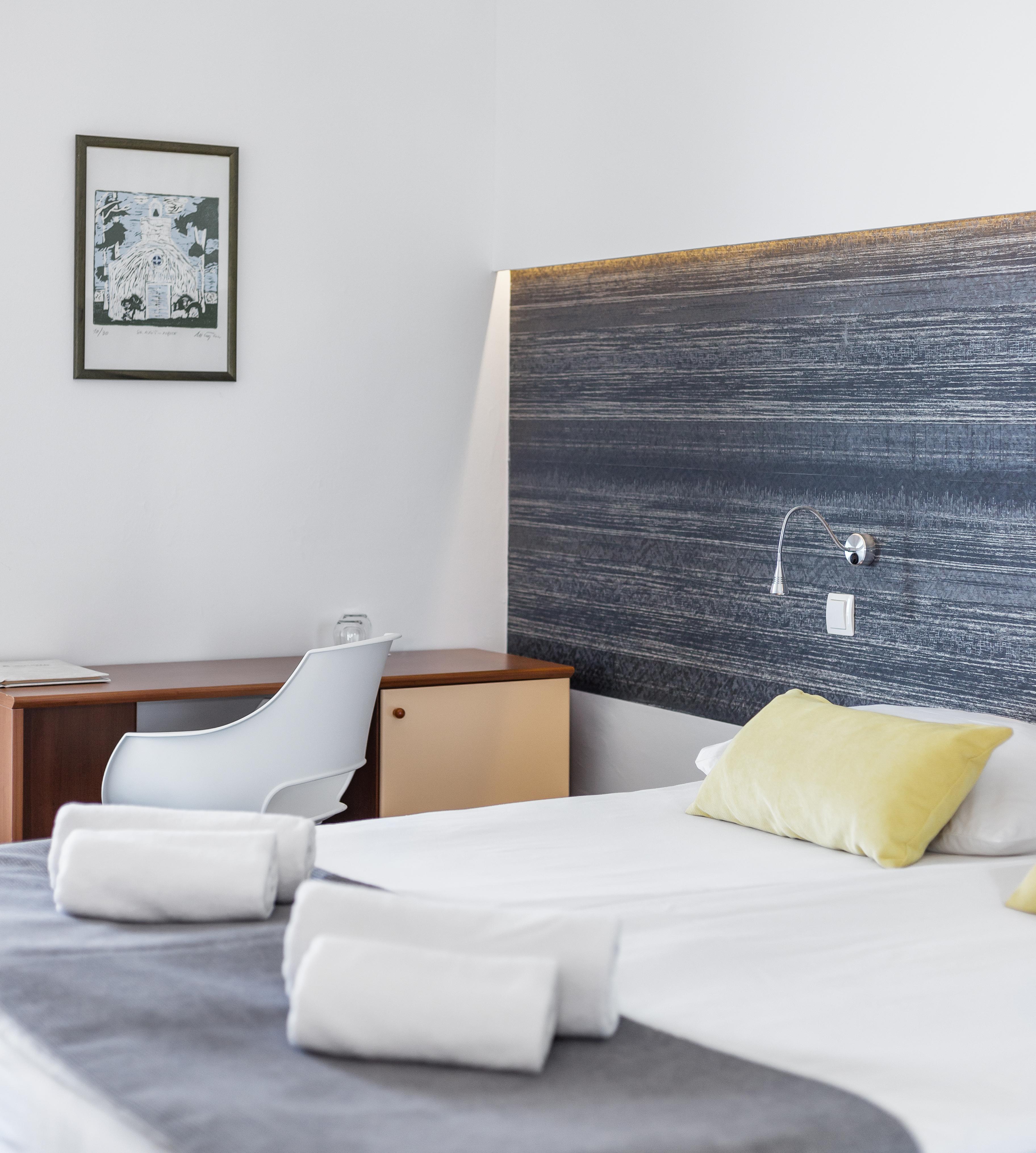 Hotel Punta Vodice Bagian luar foto