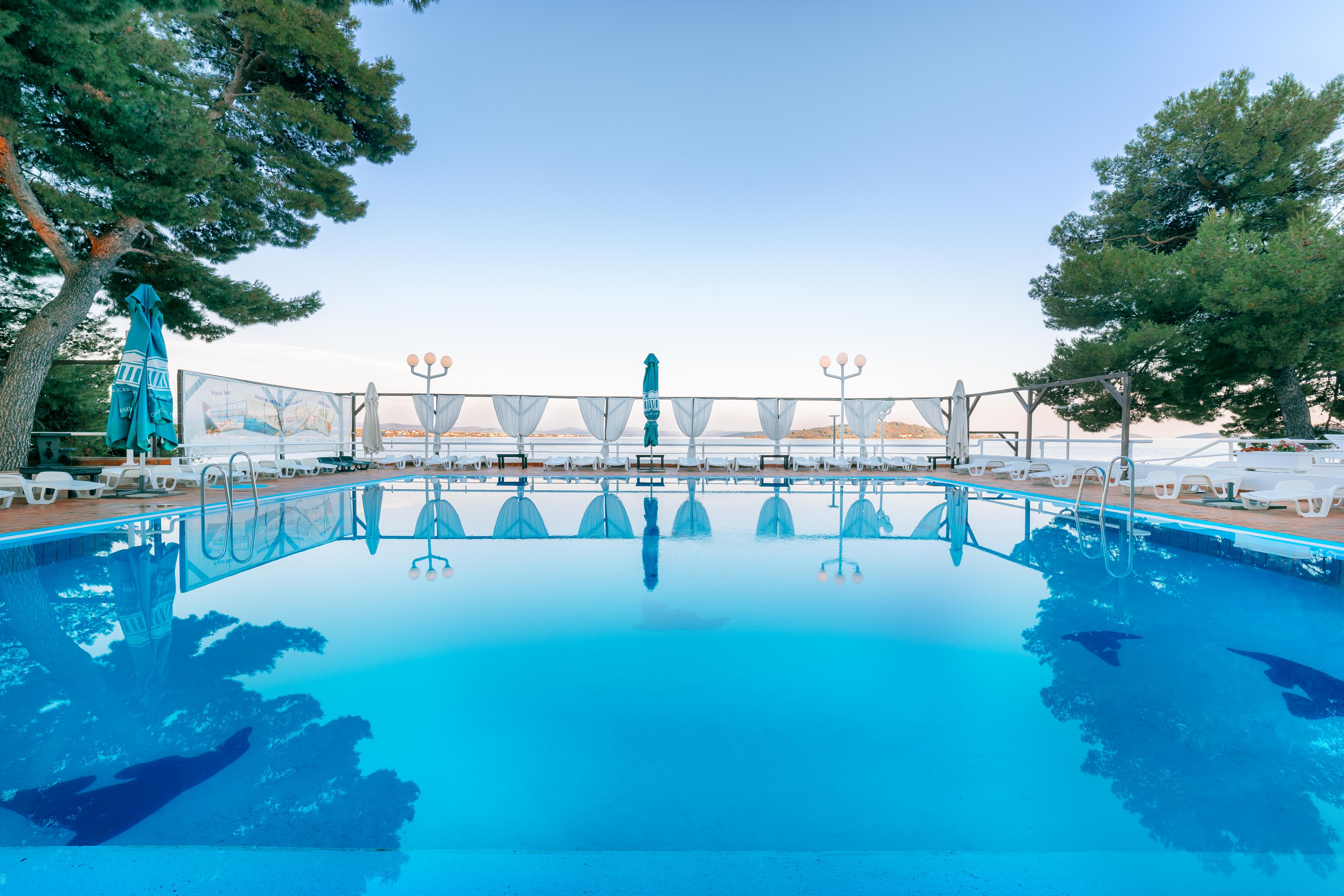 Hotel Punta Vodice Bagian luar foto
